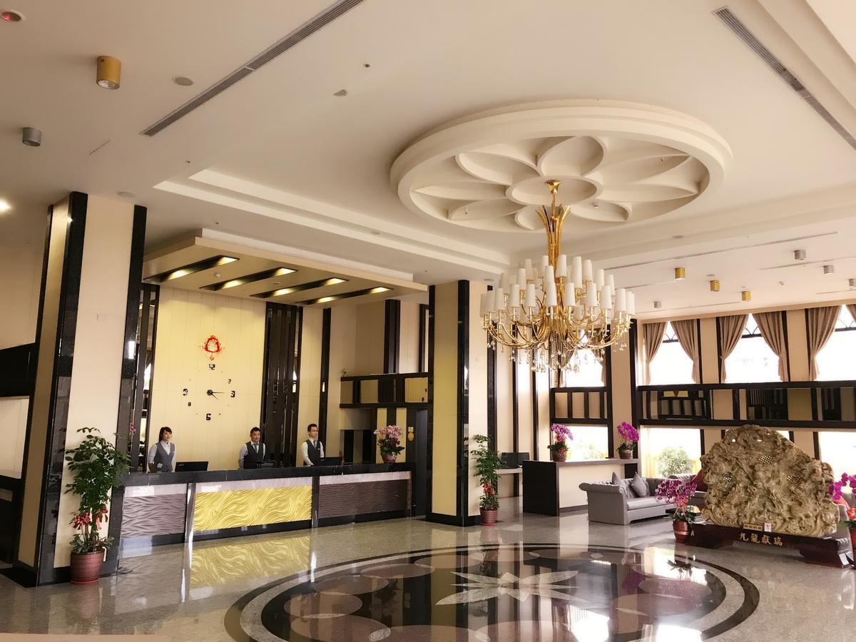 Hotel W Csien Kültér fotó